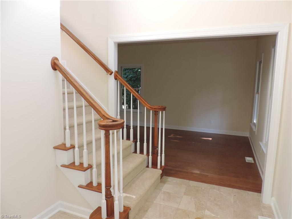 4474 Kendale Road High Point, NC 27265 - Photo 5 of 30