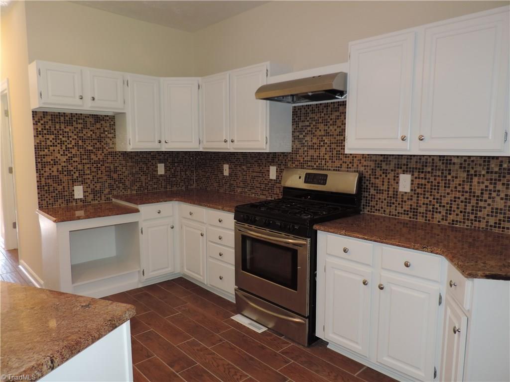 4474 Kendale Road High Point, NC 27265 - Photo 10 of 30