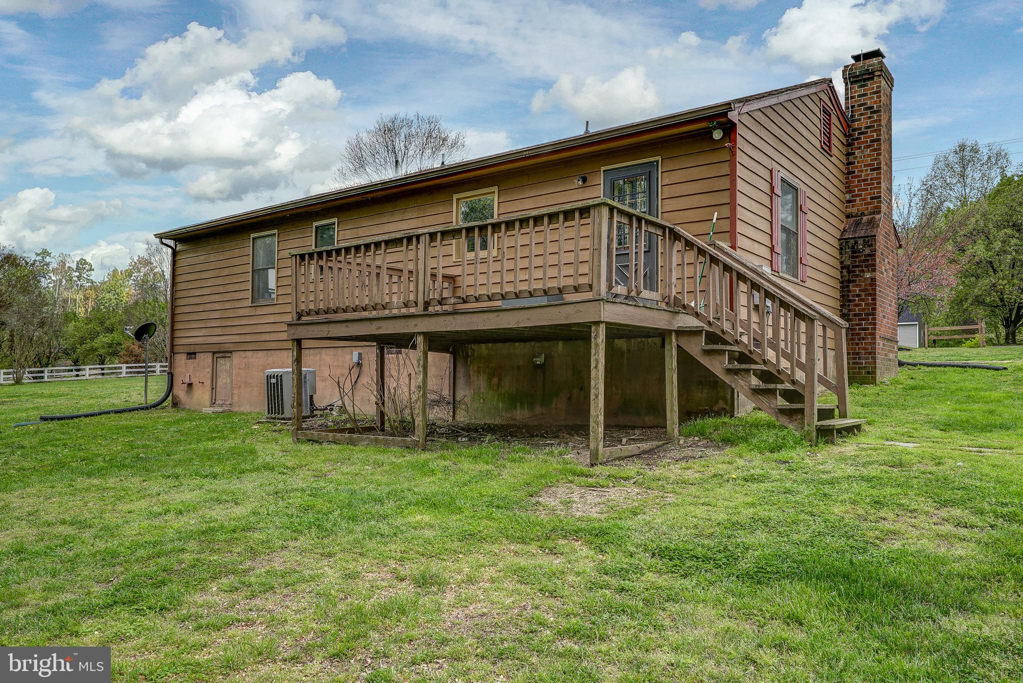 144 Buckner Road Bumpass, VA 23024 - Photo 32 of 46 Back of house