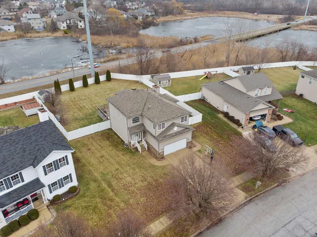 $465,000 | 1216 Saratoga Avenue, Schererville, IN 46375