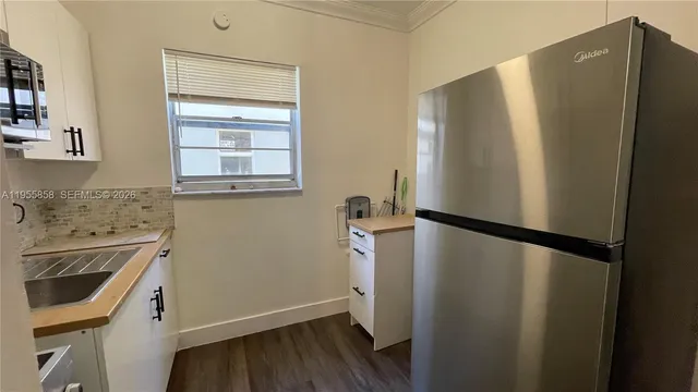 $180,000 | 1043 Northwest 2nd Street, Unit 9, Miami, FL 33128