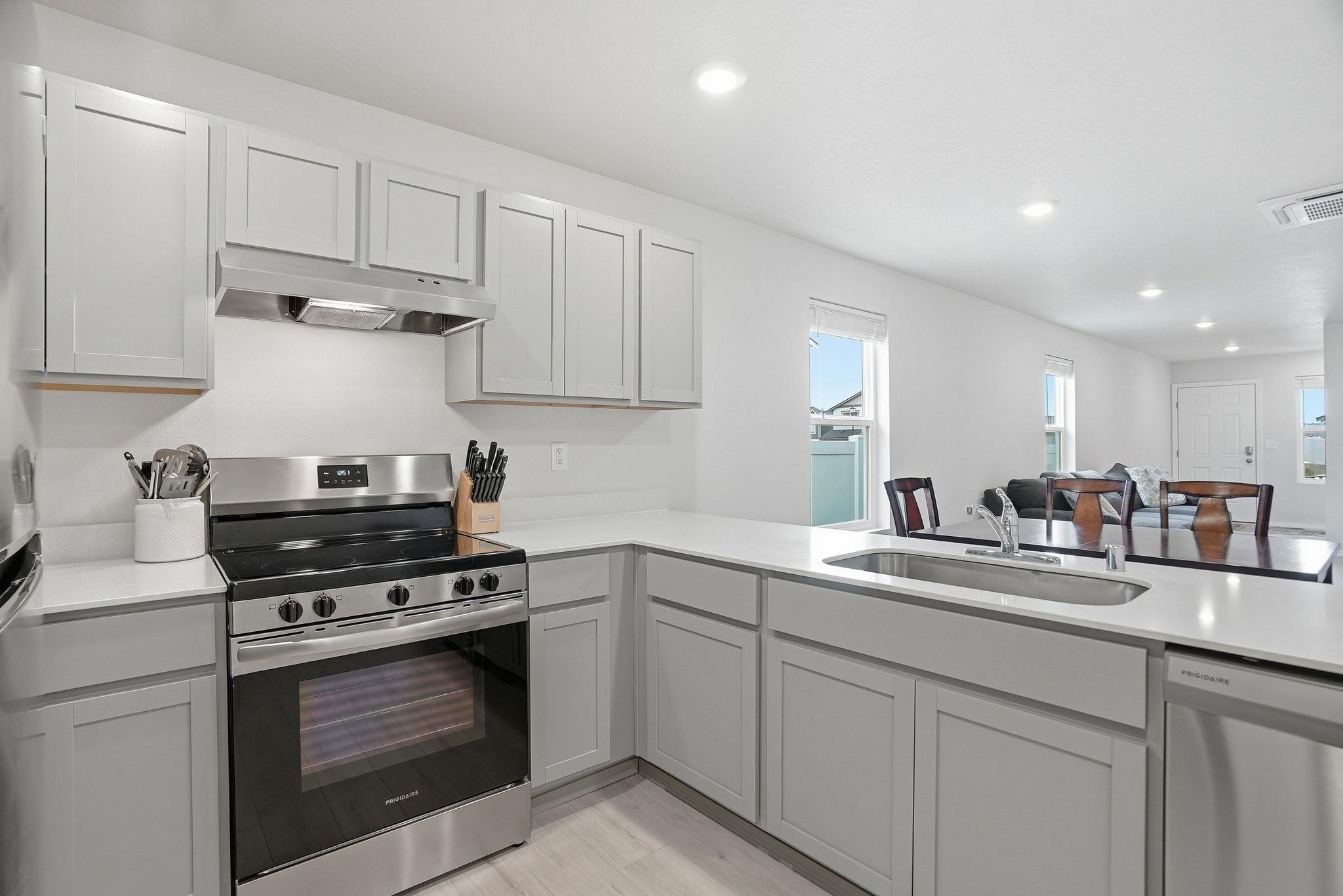 4527 West Connaught Avenue Spokane, WA 99208 - Photo 15 of 28