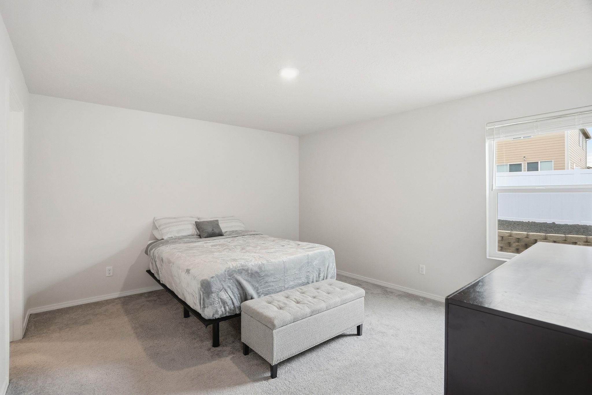 4527 West Connaught Avenue Spokane, WA 99208 - Photo 17 of 28