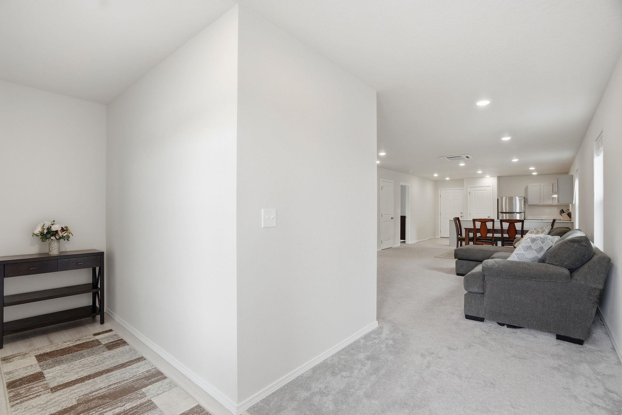 4527 West Connaught Avenue Spokane, WA 99208 - Photo 4 of 28