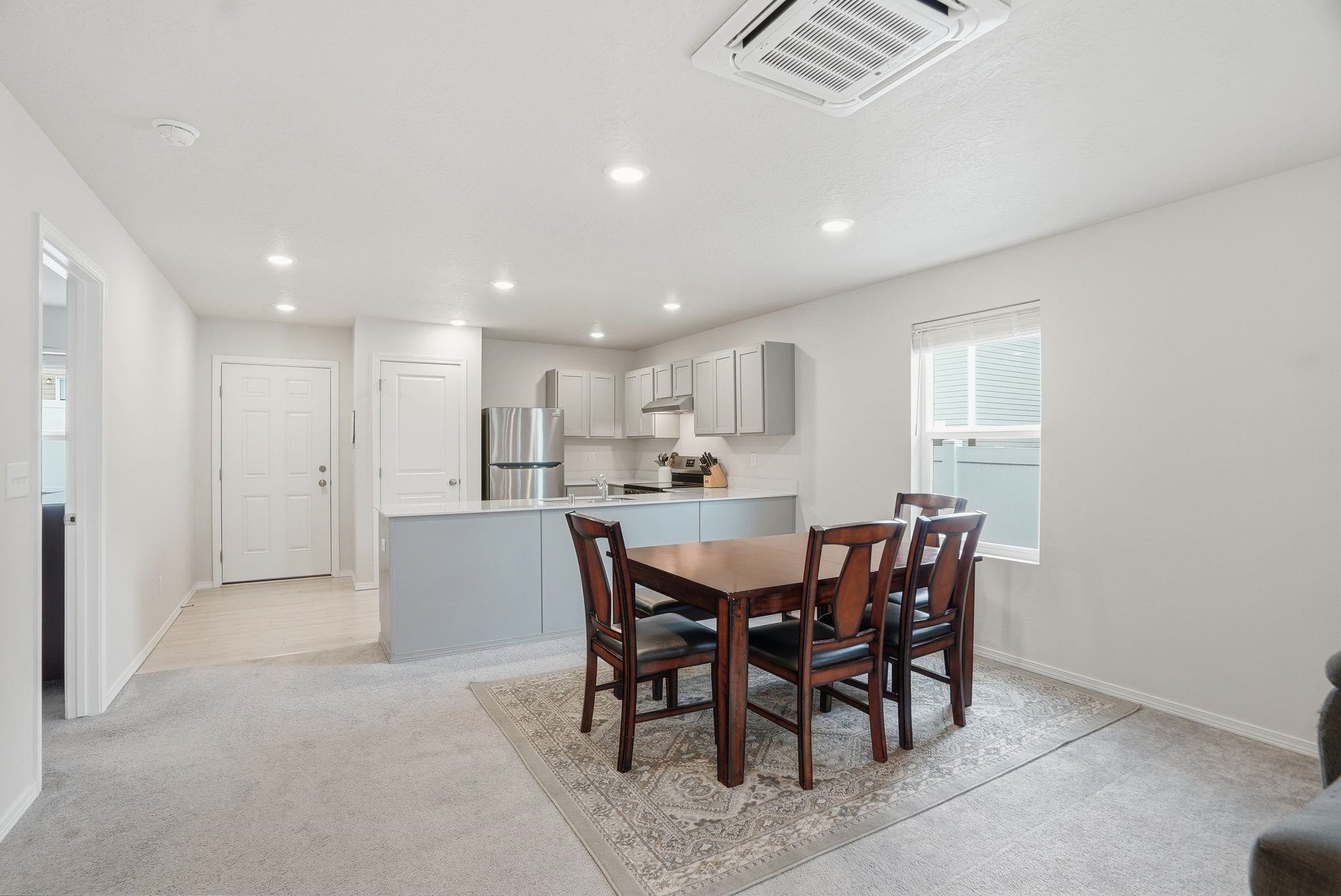 4527 West Connaught Avenue Spokane, WA 99208 - Photo 8 of 28