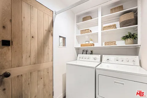 $1,825,000 | 5320 Orrville Avenue, Woodland Hills, CA 91367