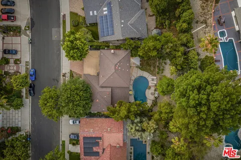 $1,825,000 | 5320 Orrville Avenue, Woodland Hills, CA 91367