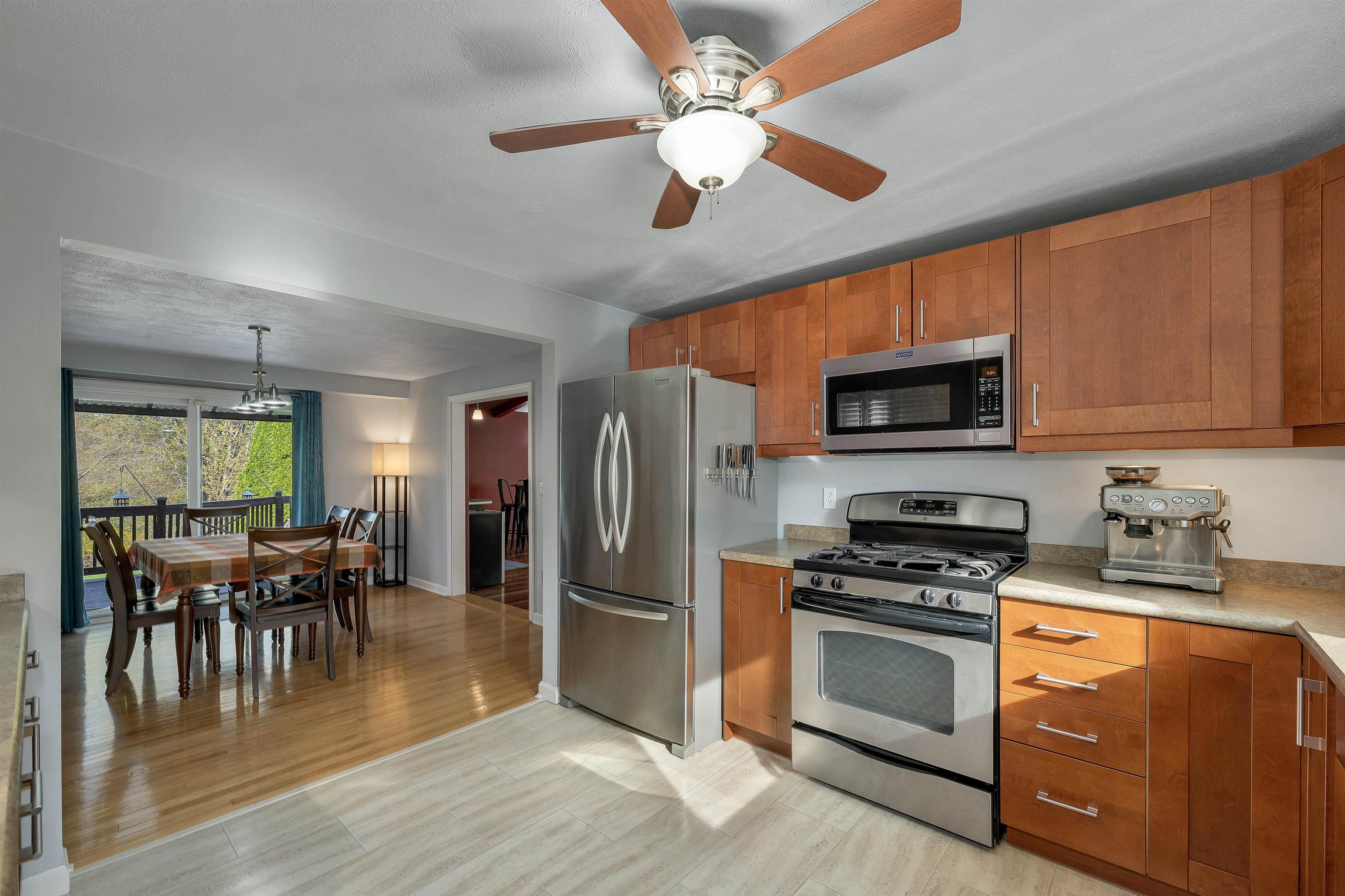 23 Woodward Road Merrimack, NH 03054 - Photo 11 of 55 Gallery Image 11