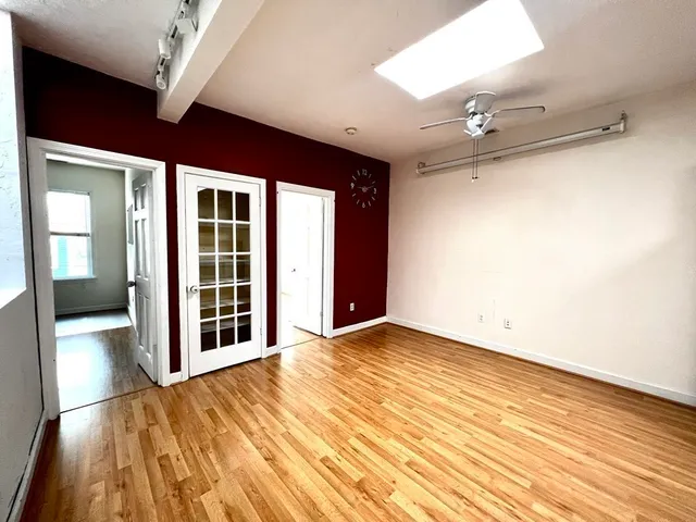 $2,900 | 40-42 Winter Street, Unit 3, Boston, MA 02111