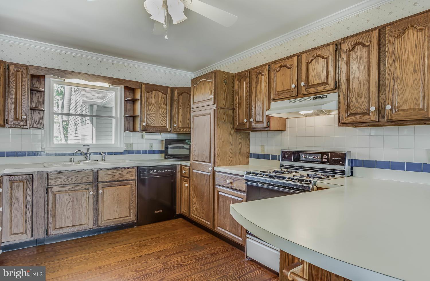 1615 Chancellor Point Road Trappe, MD 21673 - Photo 18 of 32 Kitchen