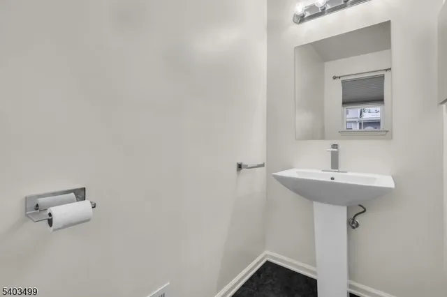 $438,000 | 189 Kemper Court, Hackettstown, NJ 07840