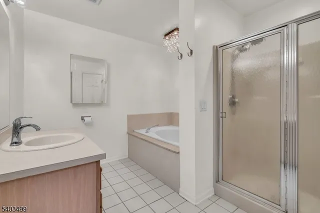 $438,000 | 189 Kemper Court, Hackettstown, NJ 07840