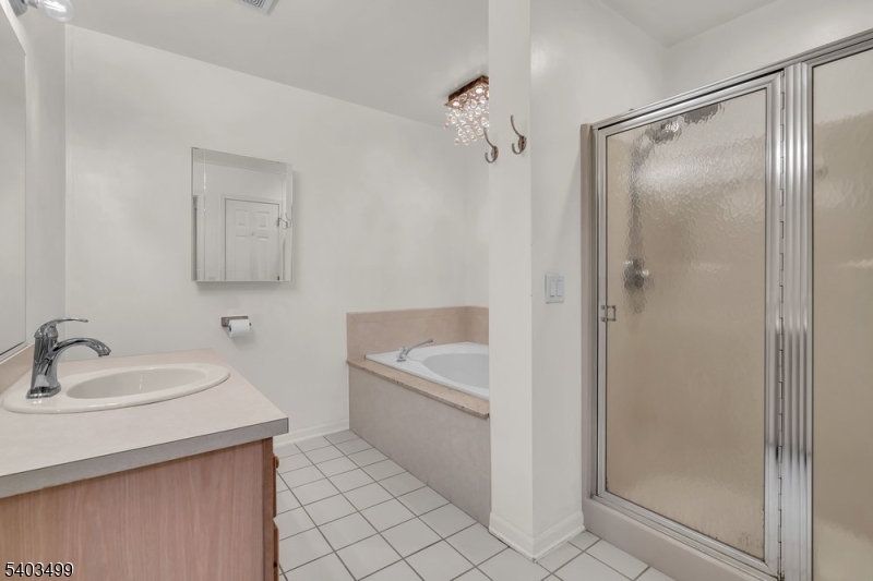 189 Kemper Court Hackettstown, NJ 07840 - Photo 29 of 43