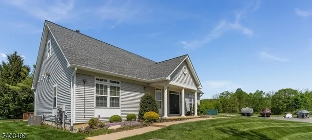 $438,000 | 189 Kemper Court, Hackettstown, NJ 07840