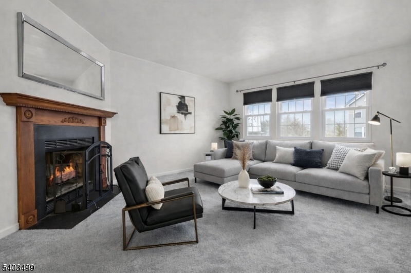 189 Kemper Court Hackettstown, NJ 07840 - Photo 4 of 43