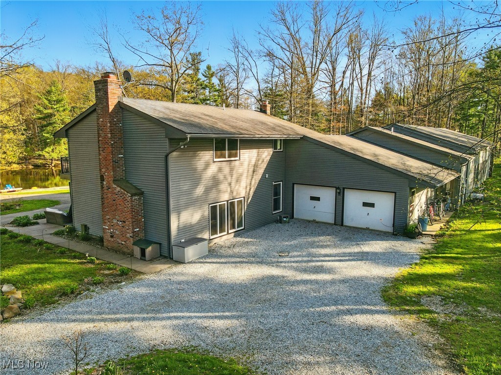 16165 Thompson Road Thompson, OH 44086 - Photo 4 of 50