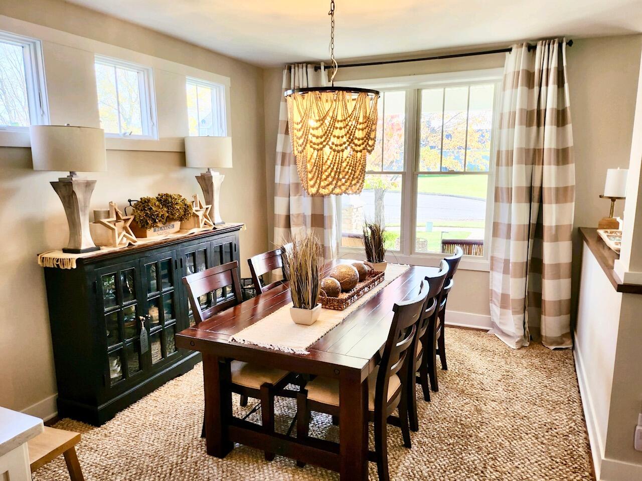 615 Summer Ridge Parkway St. Joseph, MI 49085 - Photo 12 of 33 Dining Photo