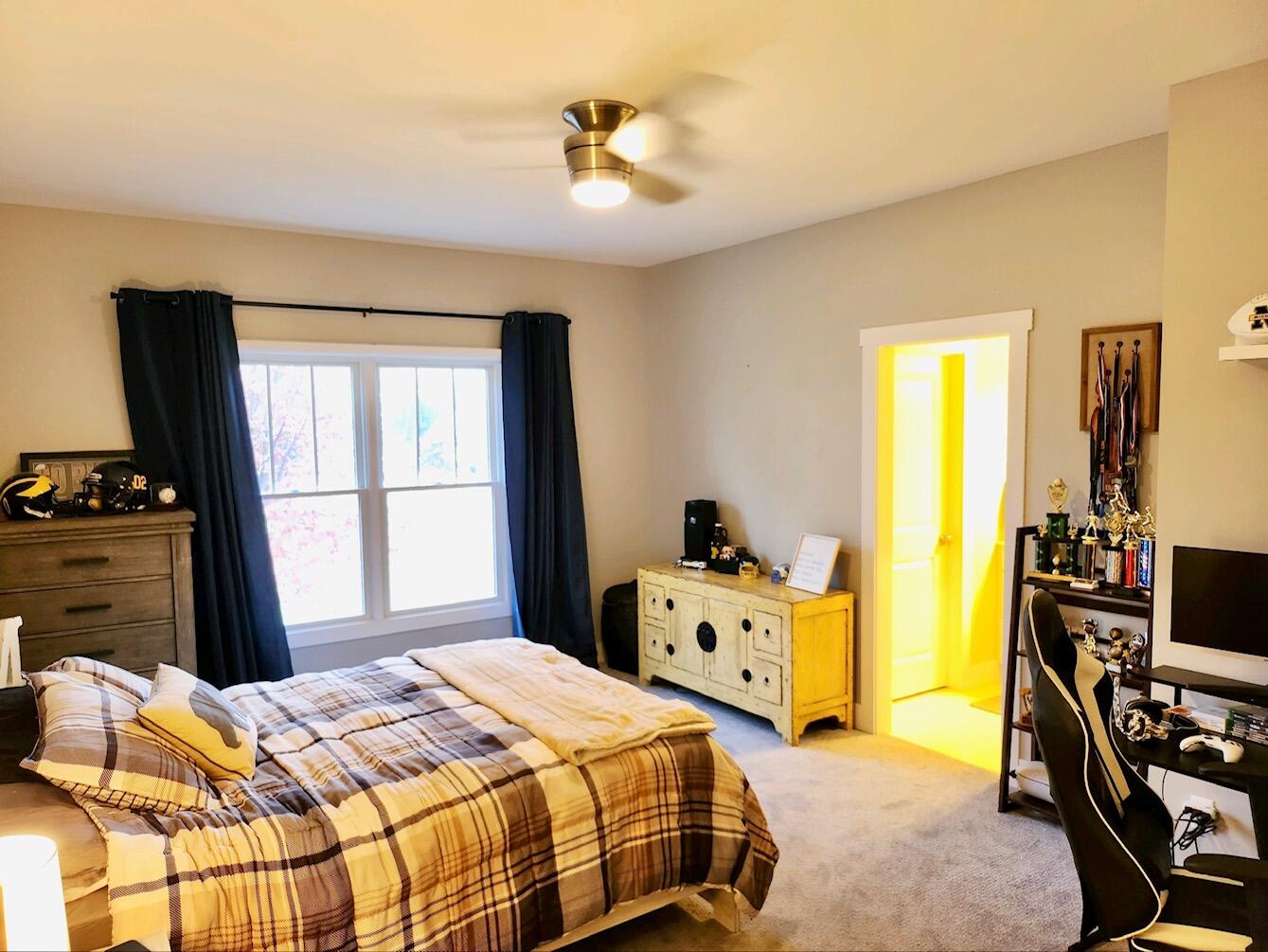 615 Summer Ridge Parkway St. Joseph, MI 49085 - Photo 22 of 33 20221017_175513