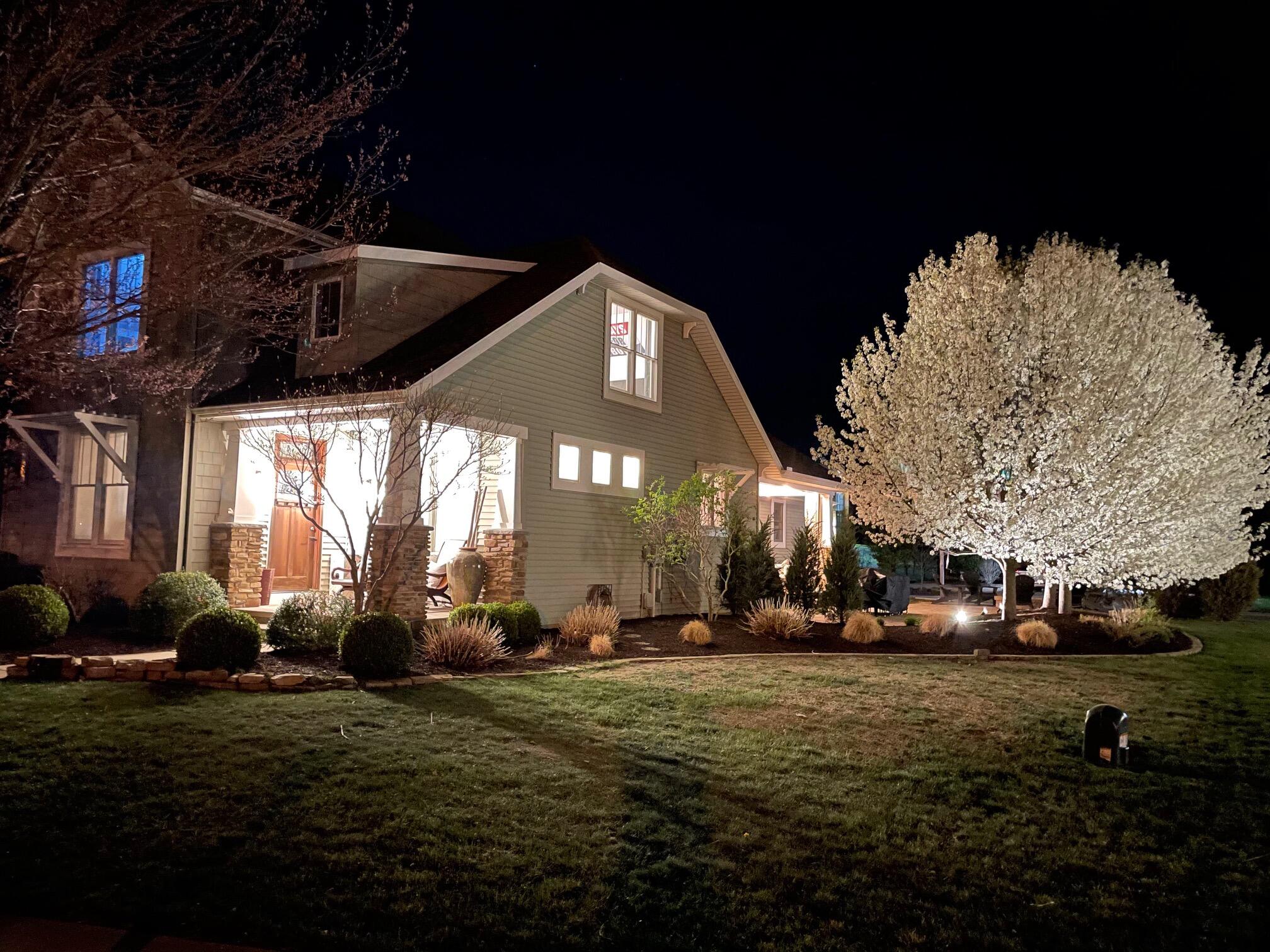 615 Summer Ridge Parkway St. Joseph, MI 49085 - Photo 4 of 33 IMG_1497