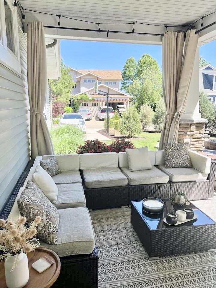 615 Summer Ridge Parkway St. Joseph, MI 49085 - Photo 7 of 33 IMG_2177