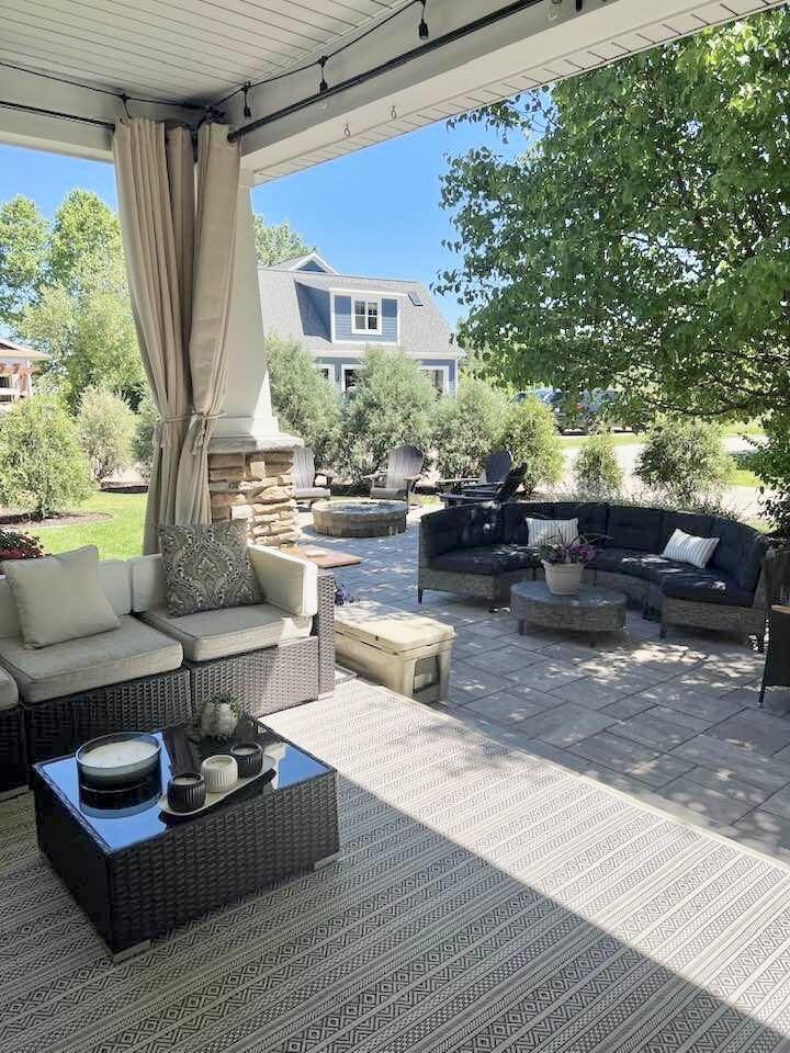 615 Summer Ridge Parkway St. Joseph, MI 49085 - Photo 8 of 33 IMG_2178