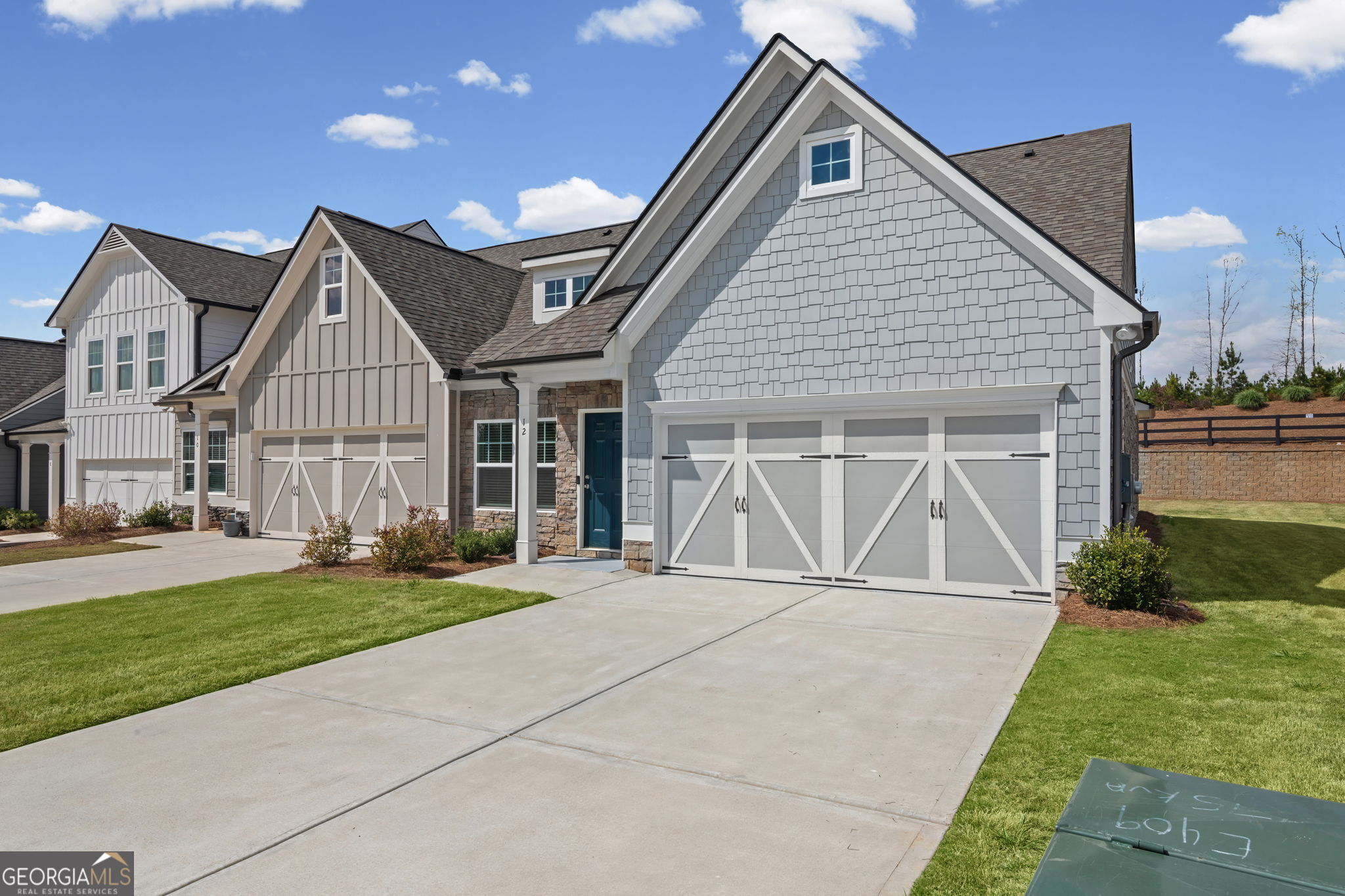 12 Russet Way Newnan, GA 30263 - Photo 3 of 45