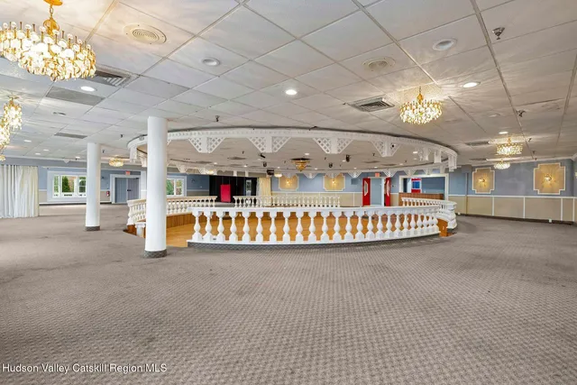 $990,000 | 423 Broadway, Ulster Park, NY 12487