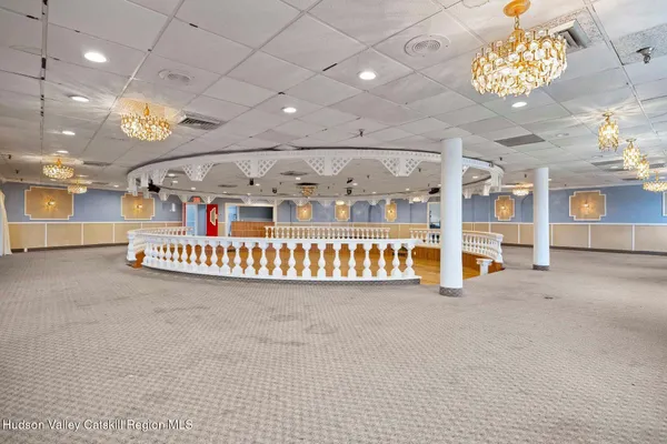 $990,000 | 423 Broadway, Ulster Park, NY 12487