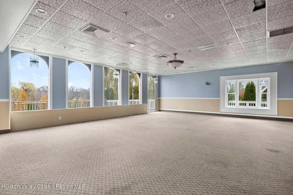 $990,000 | 423 Broadway, Ulster Park, NY 12487