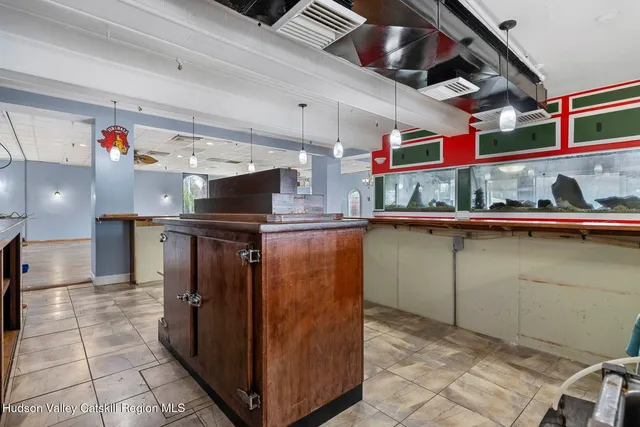 $990,000 | 423 Broadway, Ulster Park, NY 12487