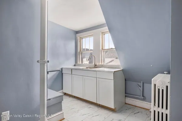 $990,000 | 423 Broadway, Ulster Park, NY 12487