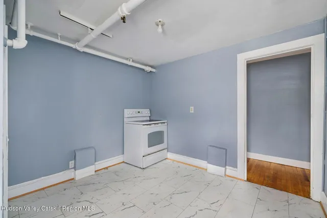 $990,000 | 423 Broadway, Ulster Park, NY 12487