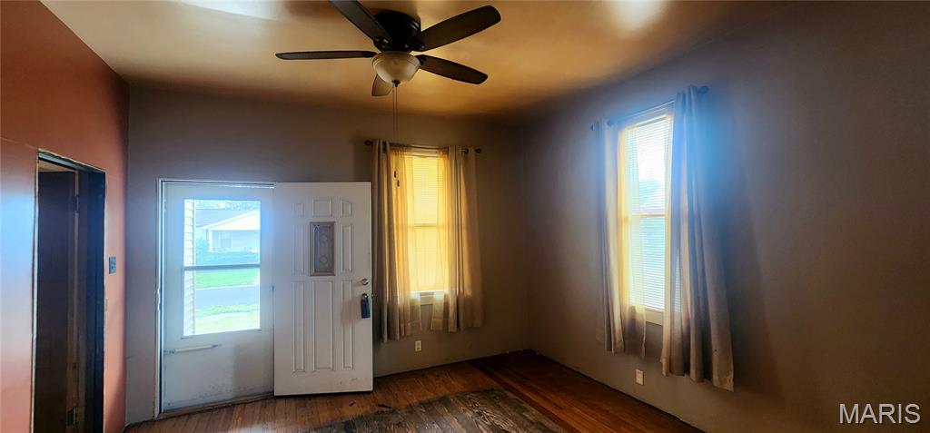 20 North Michigan Avenue Belleville, IL 62221 - Photo 4 of 19