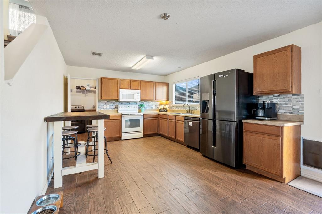 118 Washington Way Venus, TX 76084 - Photo 14 of 31