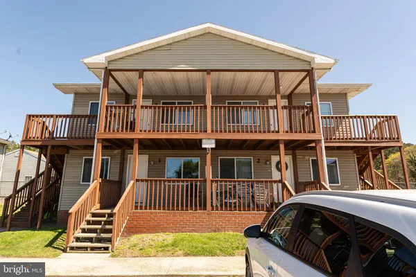 $1,395 | 516 Bay Street, Unit D1, Berlin, MD 21811