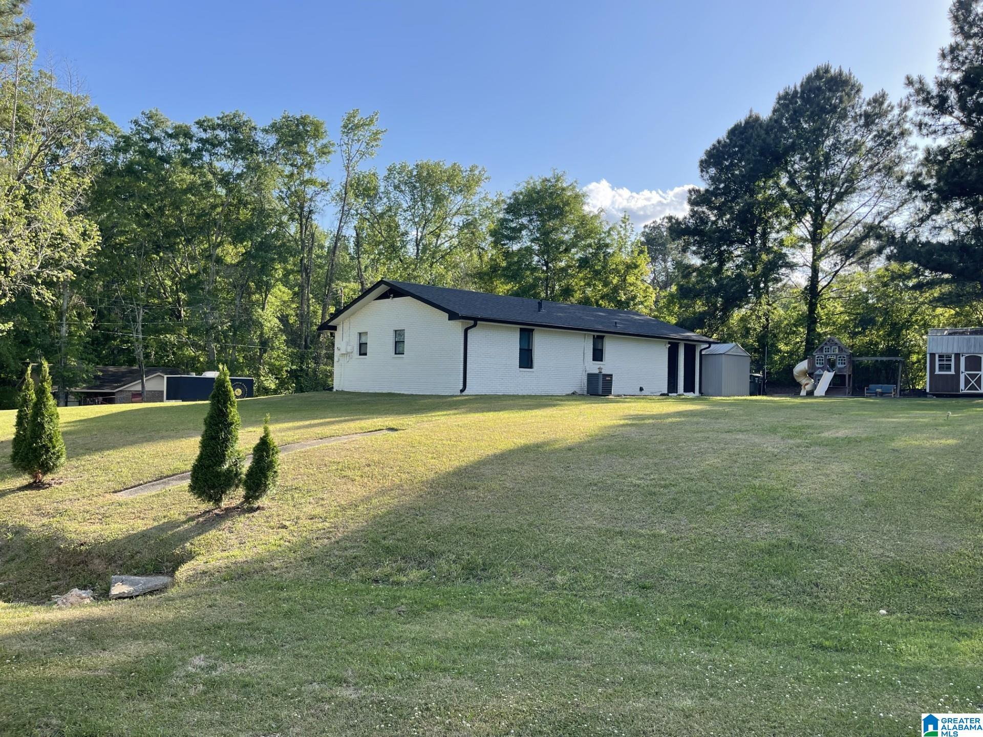 116 Randall Circle Clanton, AL 35045 - Photo 3 of 14