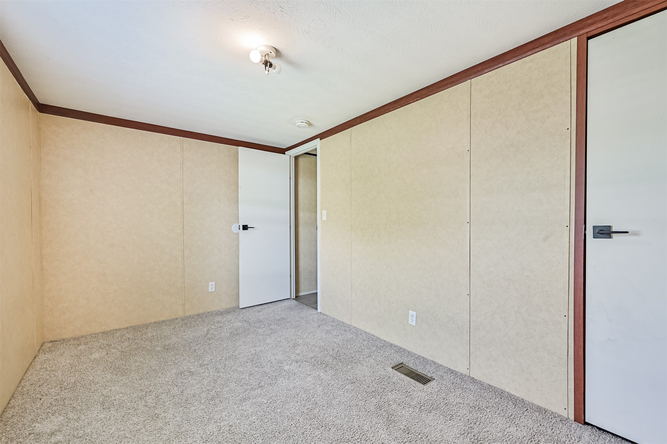4702 10th Street Bacliff, TX 77518 - Photo 26 of 33 a view of an empty room