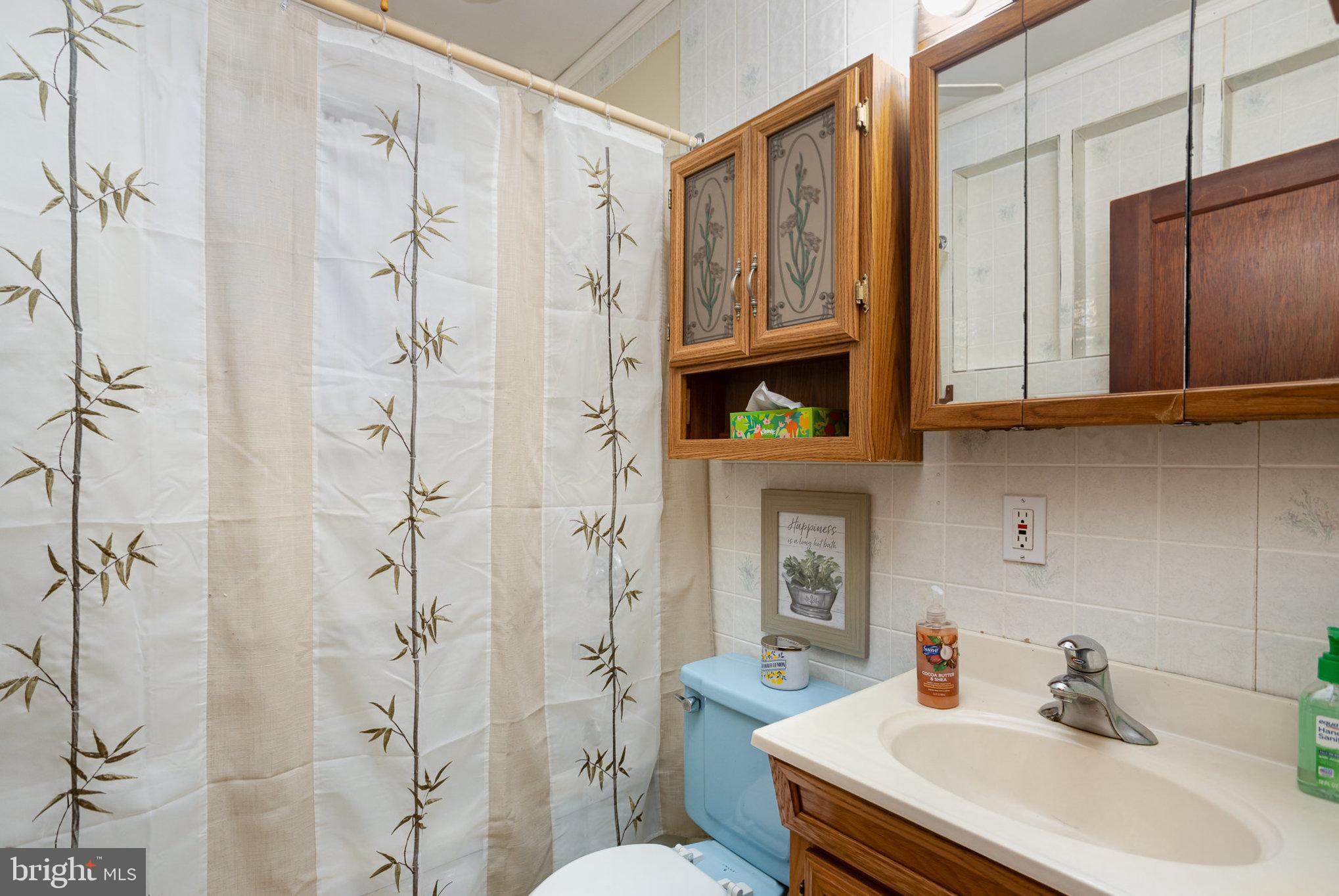 13005 Harford Road Kingsville, MD 21087 - Photo 12 of 30 First Floor Bathroom
