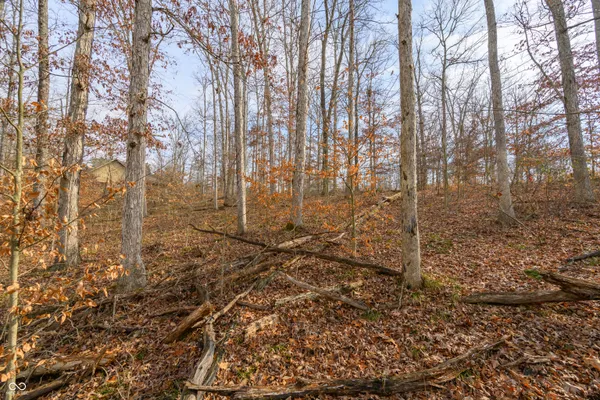 $59,995 | 149 West Hilltop Lane, Nashville, IN 47448
