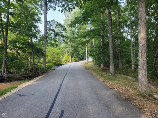 $59,995 | 149 West Hilltop Lane, Nashville, IN 47448