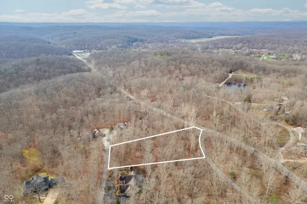 $59,995 | 149 West Hilltop Lane, Nashville, IN 47448