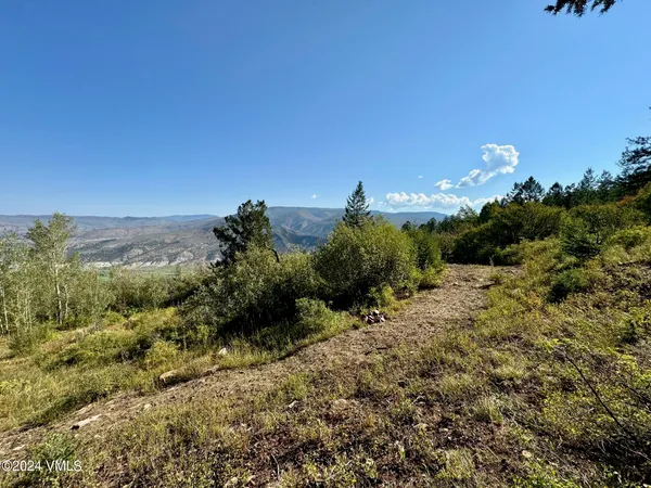 $775,000 | 384 Jouflas Ranch Road, Wolcott, CO 81655