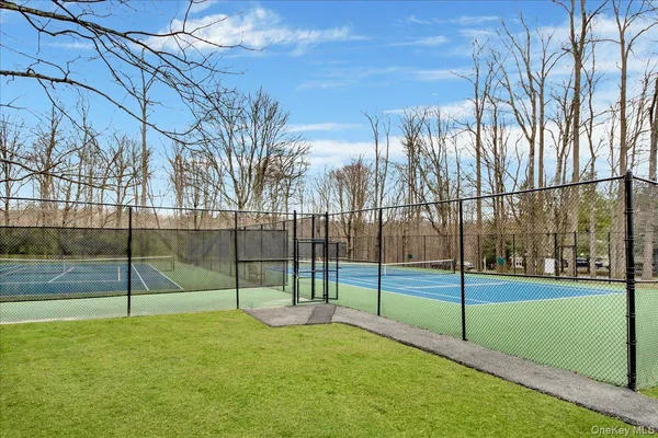 $1,525,000 | 57 Old Town Crossing, Mount Kisco, NY 10549