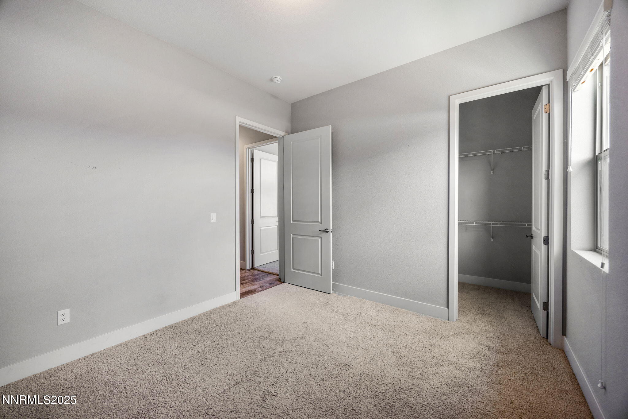 698 Raptor Way Fernley, NV 89408 - Photo 19 of 42 3-web-or-mls-698 Raptor Way-4