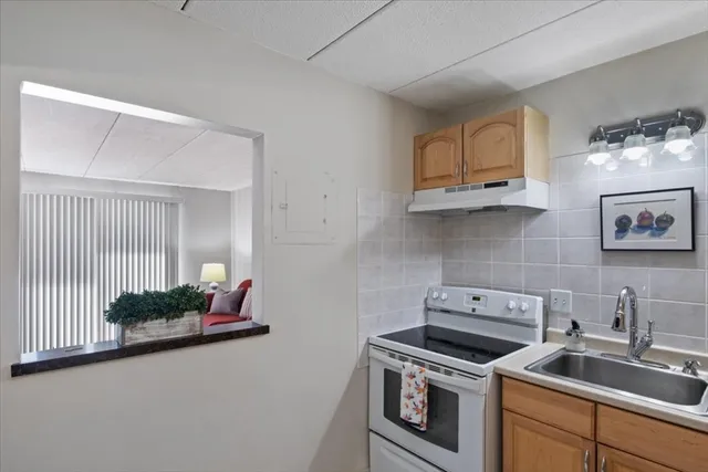$385,000 | 40 High Street, Unit 207, Dedham, MA 02026