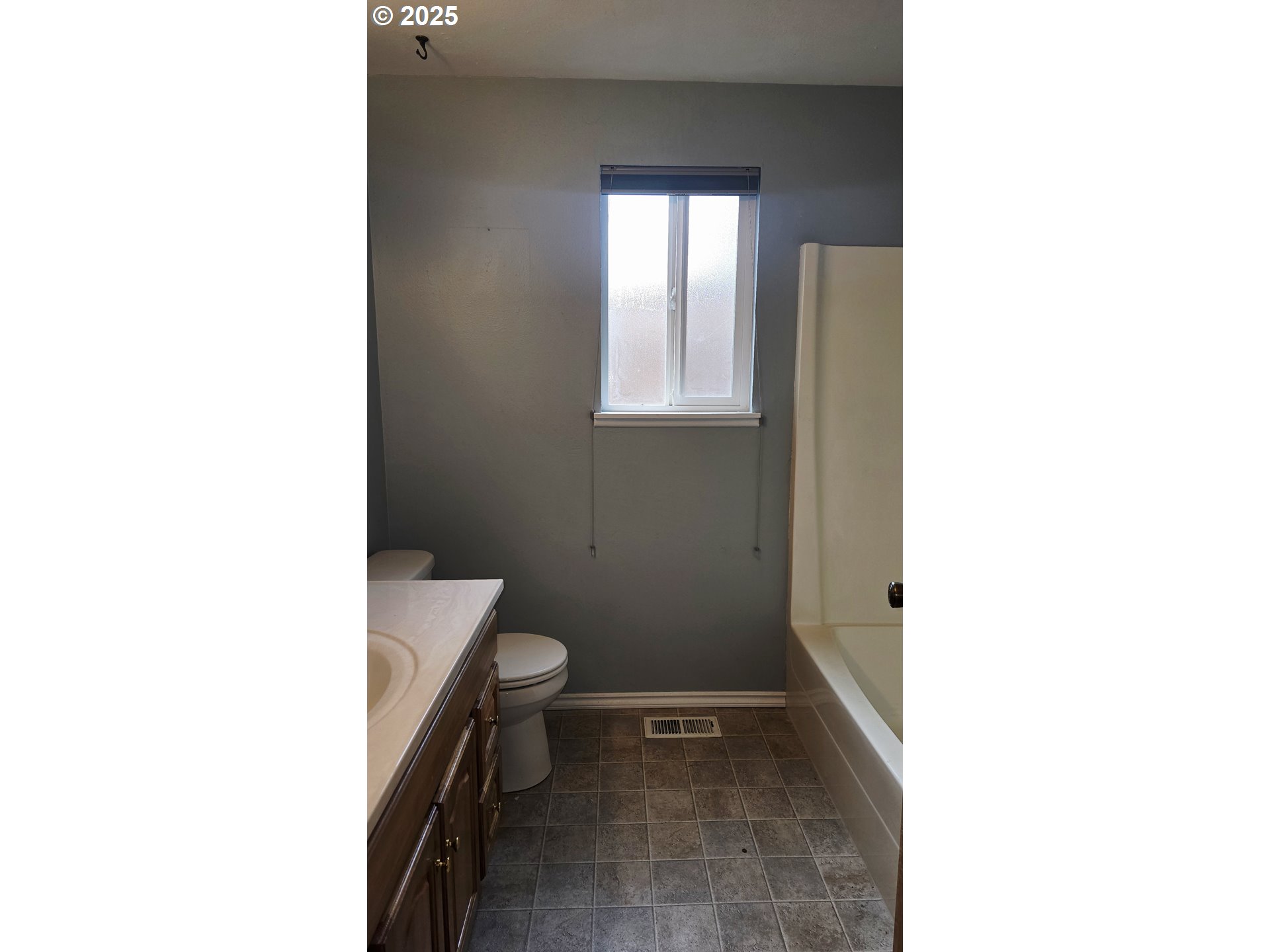 3103 North Walnut Street La Grande, OR 97850 - Photo 11 of 21