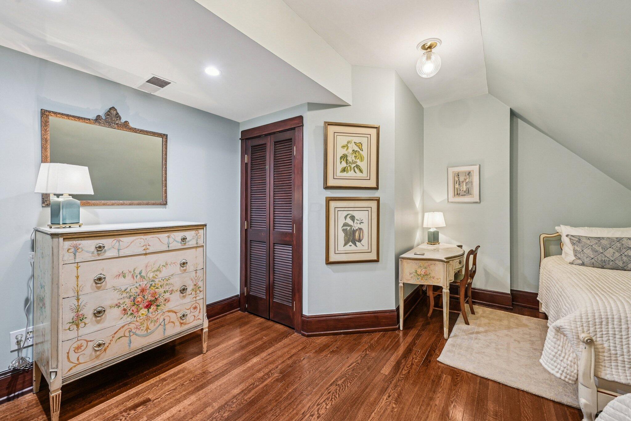 1427 Roxbury Road, Unit MANOR HOUSE NORTH Columbus, OH 43212 - Photo 81 of 131 88-web-or-mls-Roxbury Rd-S0901-088