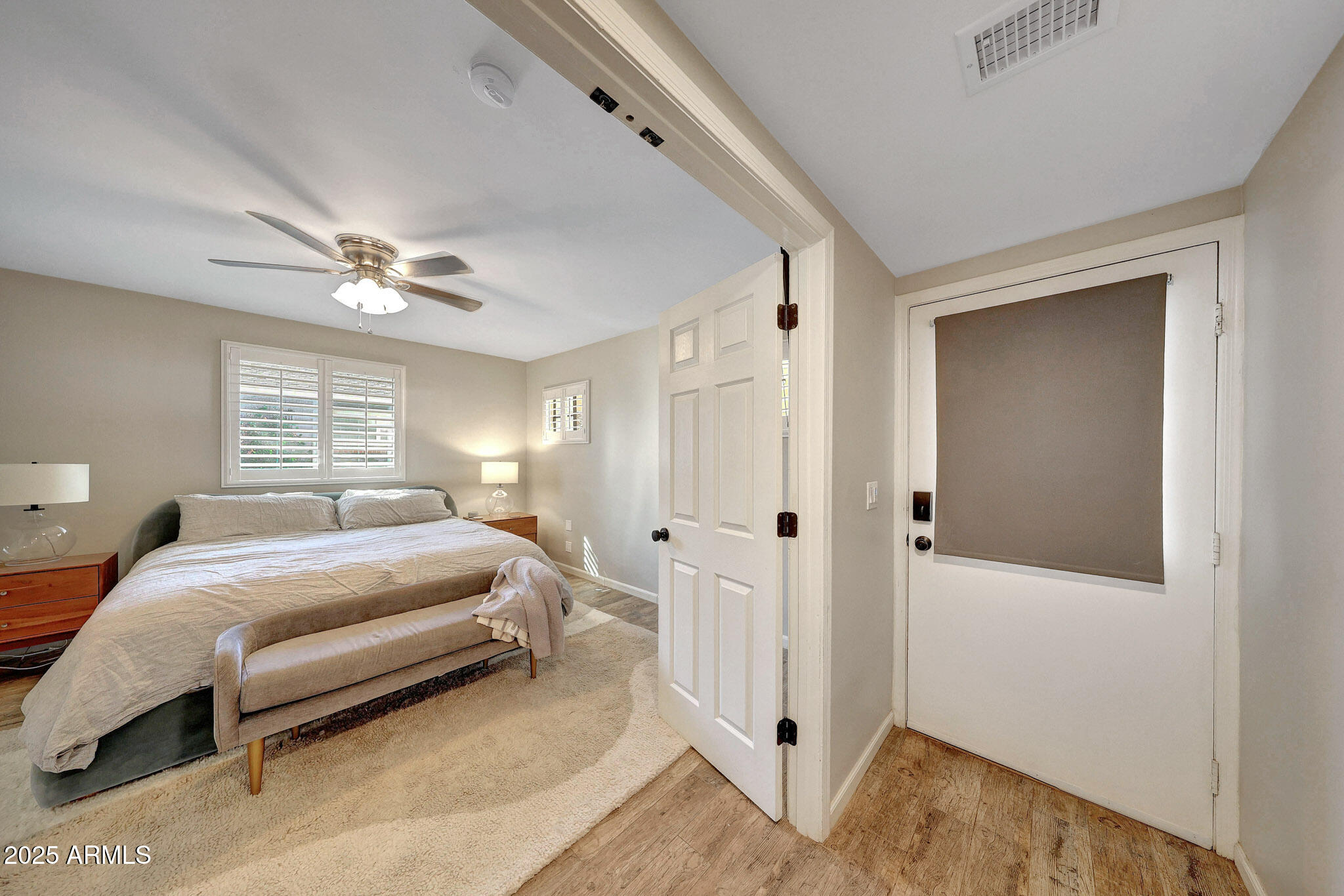 805 West Northview Avenue Phoenix, AZ 85021 - Photo 29 of 51 a spacious bedroom with a bed and a window