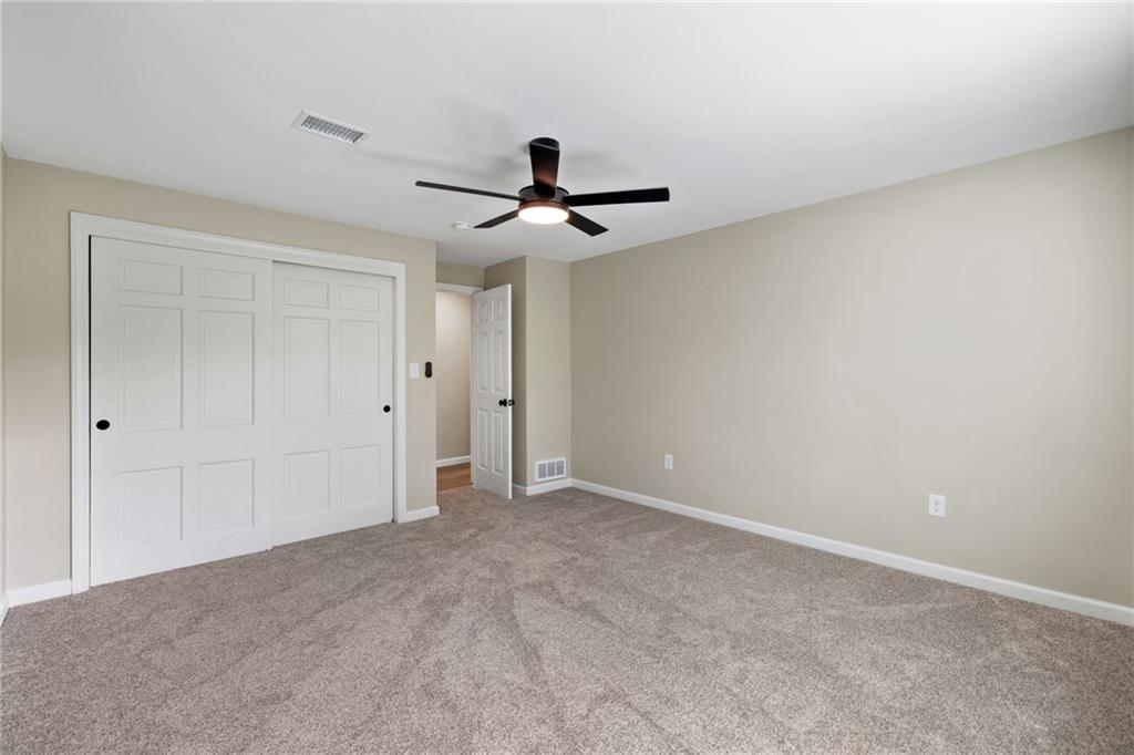 8241 Thompson Run Road Pittsburgh, PA 15237 - Photo 30 of 47 a view of an empty room