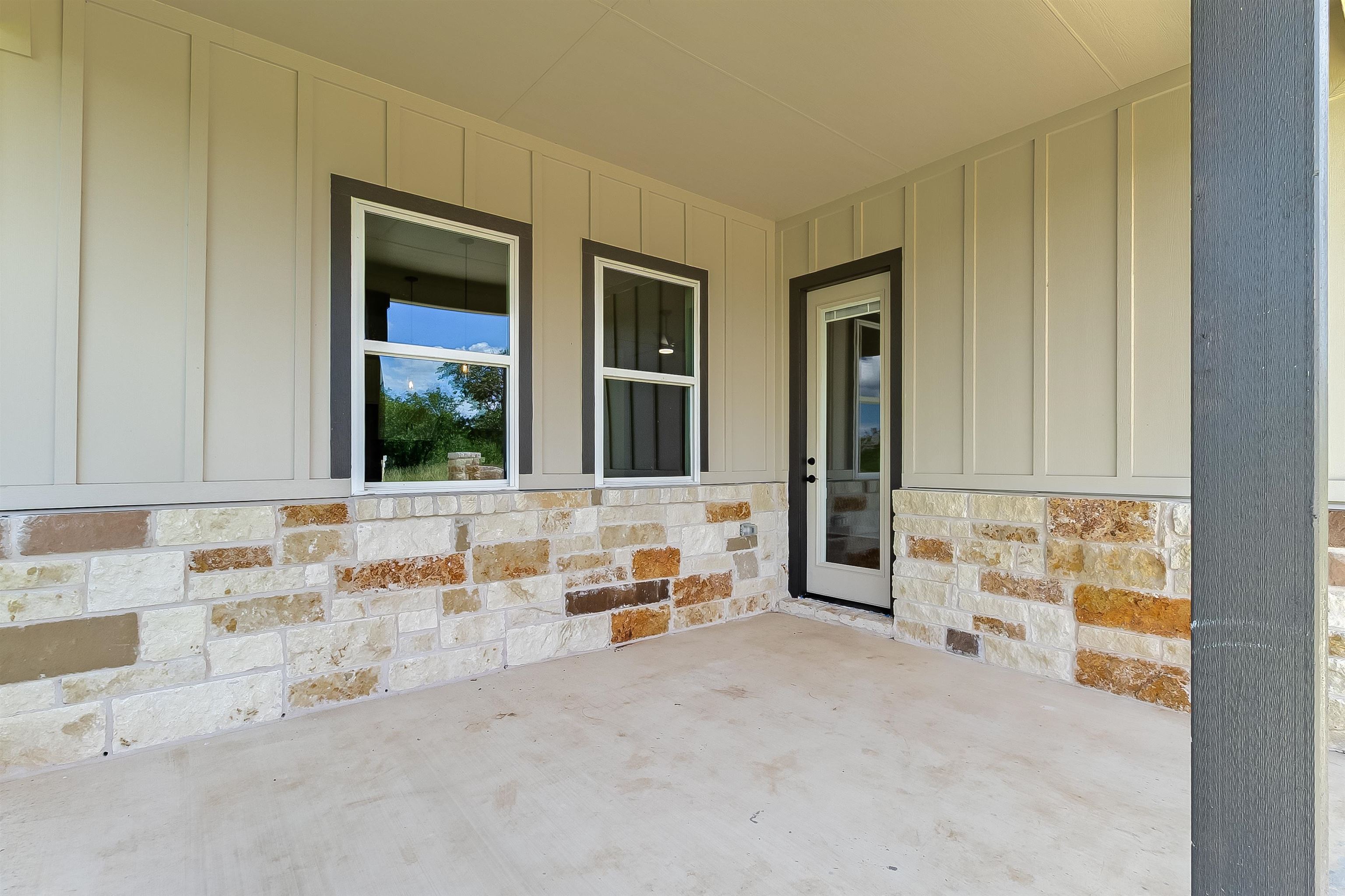 124 Draper Lane Bertram, TX 78605 - Photo 29 of 30 a view of a livingroom with furniture